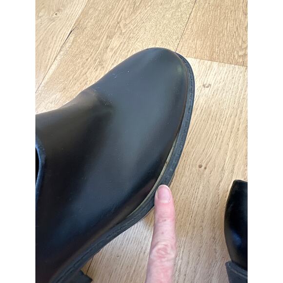 Stella McCartney - Chunky Lug Sole Platform Clogs in Black - Picture 11 of 11